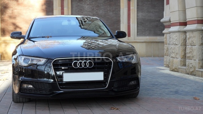 Audi A5 2012, 60,000 km - 2.0 л - Bakı