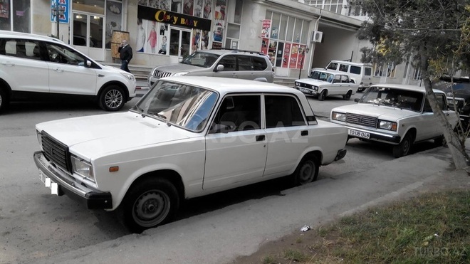 LADA (VAZ) 2107 1998, 180,000 km - 1.6 l - Bakı