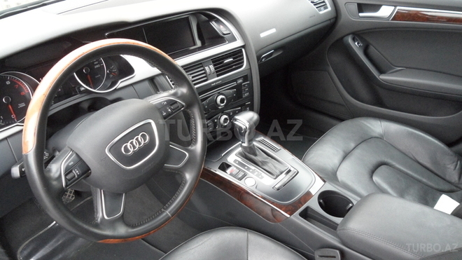 Audi A5 2012, 60,000 km - 2.0 л - Bakı