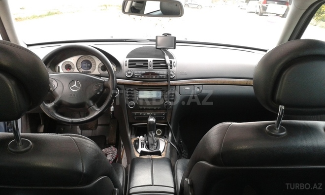 Mercedes E 270 2002, 216,000 km - 2.7 l - Bakı