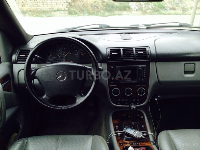 Mercedes ML 350 2003, 164,000 km - 3.5 l - Bakı
