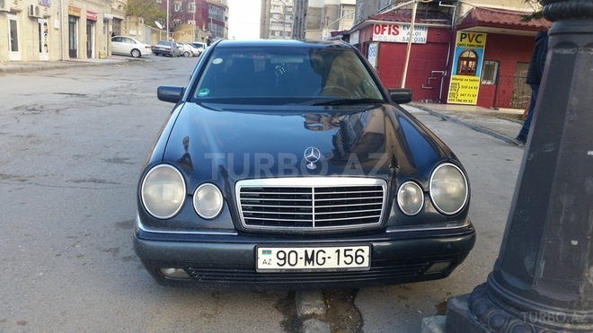 Mercedes E 240 1999, 243,000 km - 2.4 л - Bakı