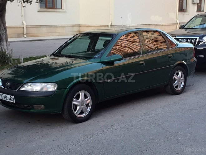 Opel Vectra 1997, 210,000 km - 1.8 l - Bakı