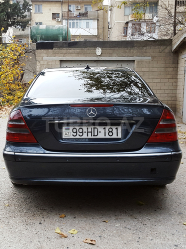 Mercedes E 220 2003, 229,000 km - 2.2 l - Bakı