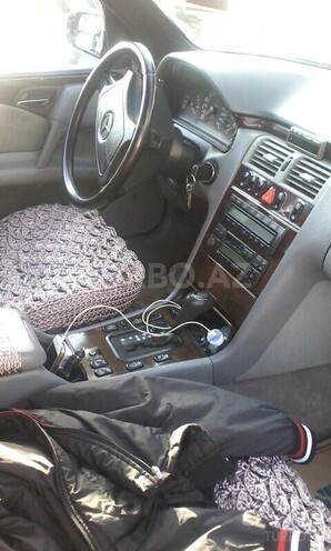 Mercedes E 320 1996, 222,358 km - 3.2 л - Bakı