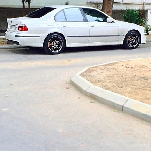 BMW 530 2001, 207,000 km - 3.0 l - Bakı