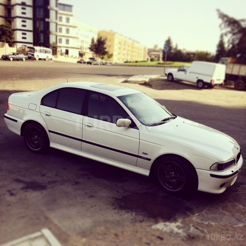 BMW 530 2001, 207,000 km - 3.0 l - Bakı