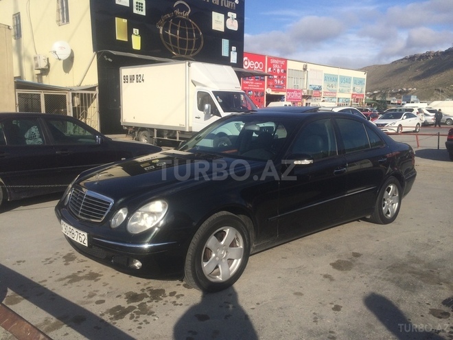 Mercedes E 270 2002, 200,000 km - 2.7 l - Bakı