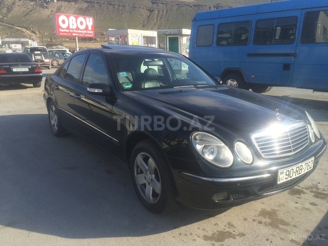 Mercedes E 270 2002, 200,000 km - 2.7 l - Bakı