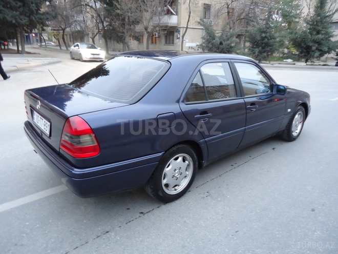 Mercedes C 200 1996, 136,546 km - 2.0 l - Bakı