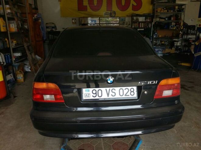 BMW 530 2001, 333,000 km - 3.0 l - Bakı