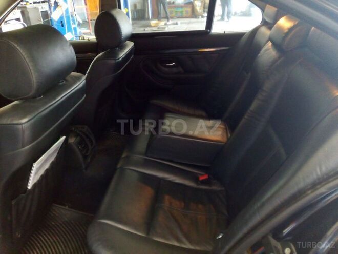 BMW 530 2001, 333,000 km - 3.0 l - Bakı