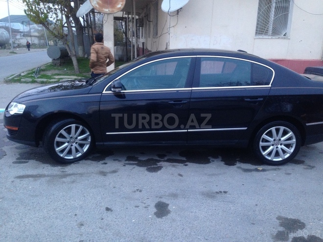 Volkswagen Passat 2005, 105,554 km - 2.0 л - Bakı