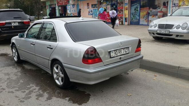 Mercedes C 240 1999, 272,000 km - 2.4 l - Bakı
