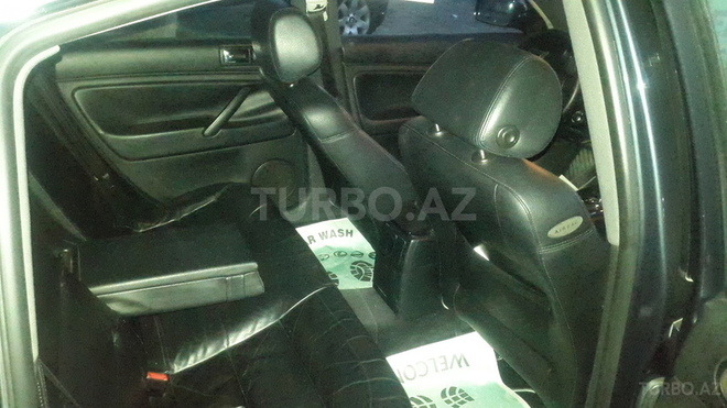Volkswagen Passat 2004, 90,000 km - 1.8 l - Bakı
