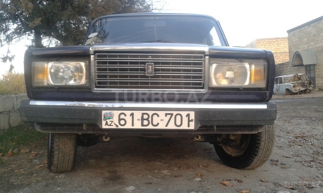 LADA (VAZ) 2107 2002, 200,000 km - 1.6 л - Quba