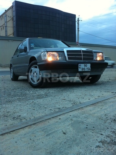 Mercedes 190 1993, 193,000 km - 2.3 л - Bakı