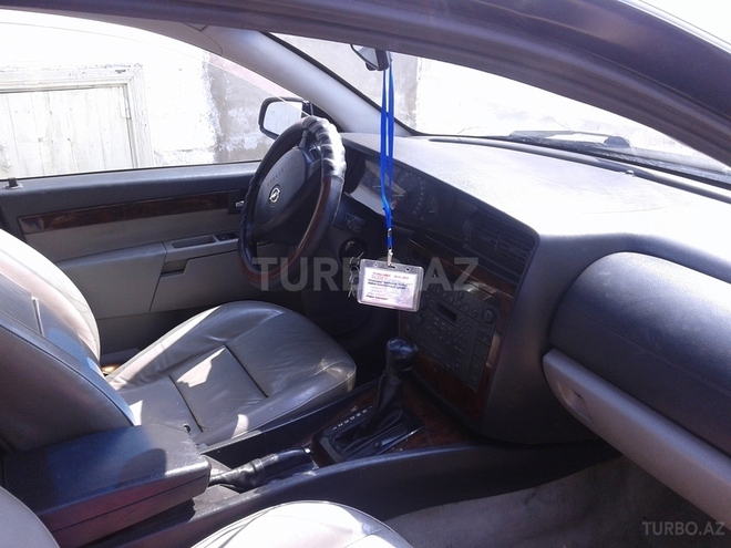 Opel Omega 2001, 134,085 km - 1.7 l - Bakı