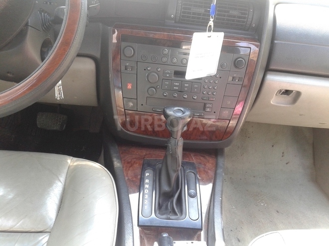 Opel Omega 2001, 134,085 km - 1.7 l - Bakı