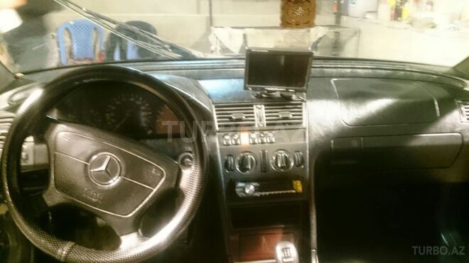 Mercedes C 200 1995, 250,000 km - 2.0 л - Bakı