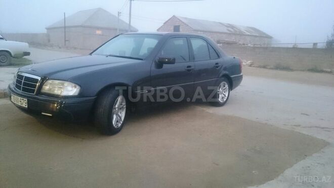 Mercedes C 200 1995, 250,000 km - 2.0 л - Bakı