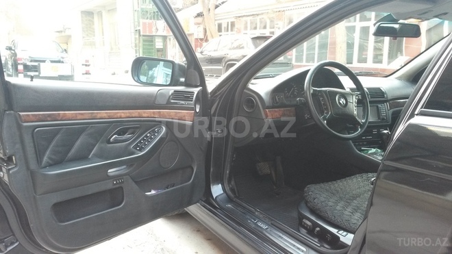 BMW 540 2001, 345,000 km - 4.4 l - Bakı