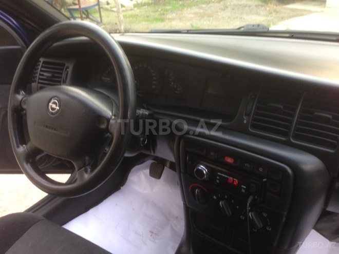 Opel Vectra 1998, 221,000 km - 1.6 l - Bakı