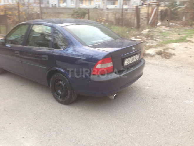 Opel Vectra 1998, 221,000 km - 1.6 l - Bakı