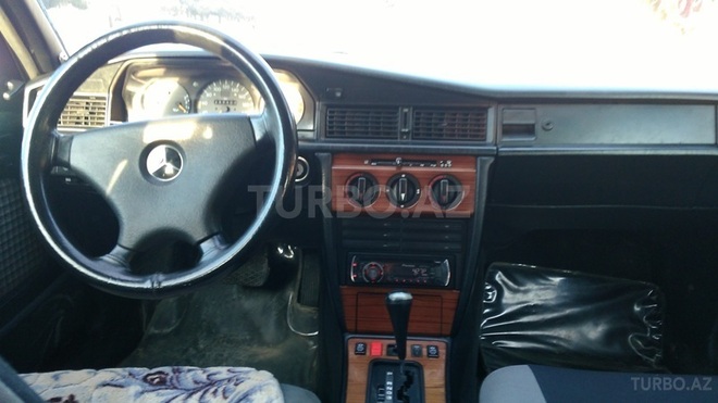 Mercedes 190 1992, 238,000 km - 2.3 л - Bakı
