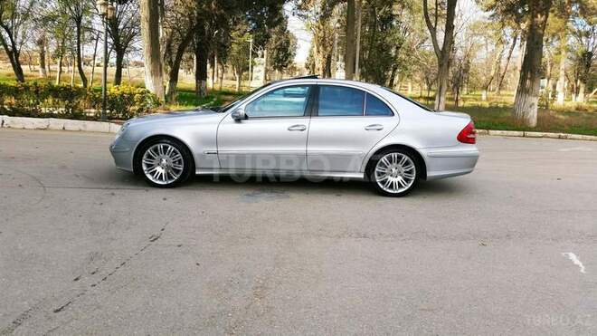 Mercedes E 270 2002, 234,000 km - 2.7 л - Bakı