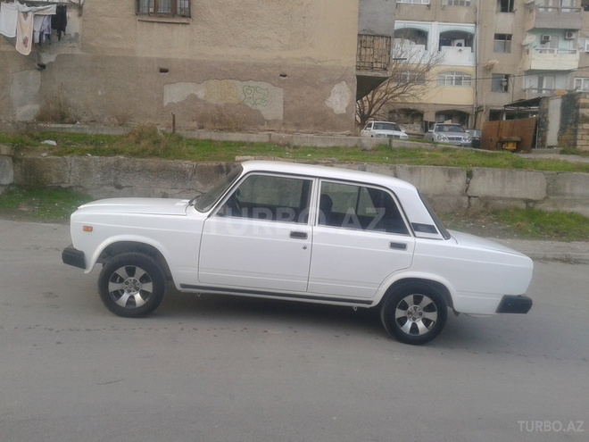 LADA (VAZ) 2107 2005, 250,000 km - 1.6 л - Bakı