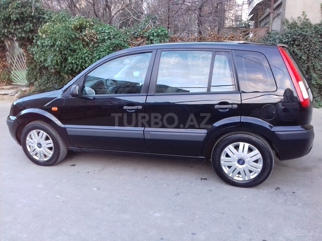 Ford Fiesta 2008, 201,000 km - 1.4 л - Bakı