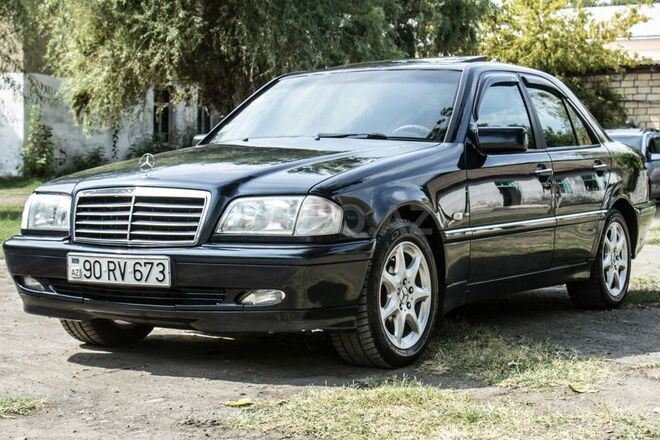 Mercedes C 220 1998, 252,060 km - 2.2 l - Zərdab