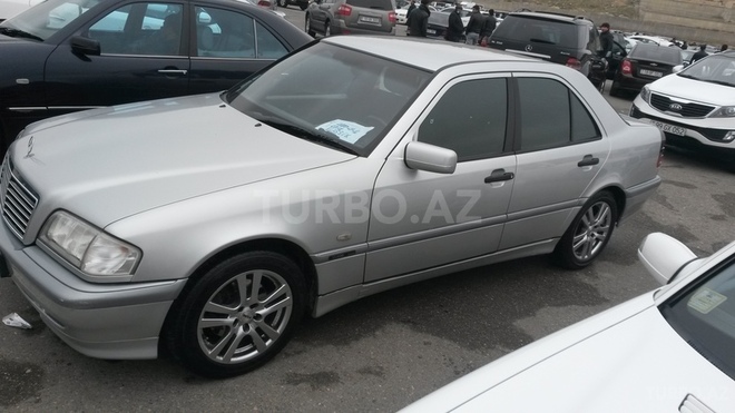 Mercedes C 220 2000, 191,000 km - 0.2 l - Bakı