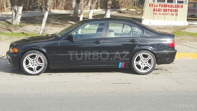 BMW 318 1999, 217,000 km - 2.5 l - Sumqayıt