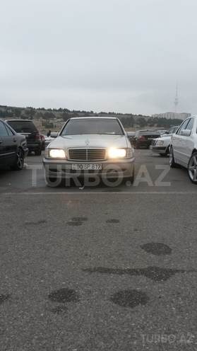Mercedes C 220 2000, 191,000 km - 0.2 l - Bakı