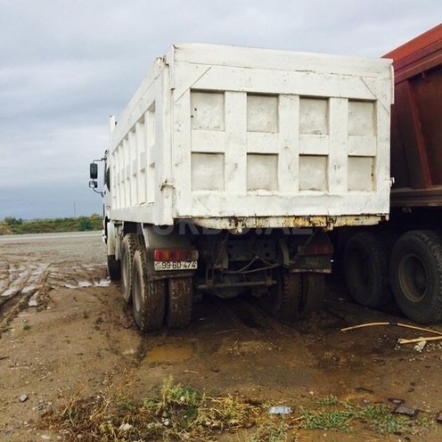 HOWO Sinotruk 2011, 160,000 km - 9.5 l - Sabirabad