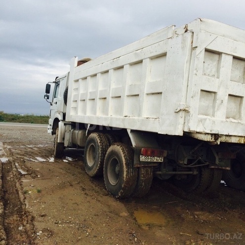 HOWO Sinotruk 2011, 160,000 km - 9.5 l - Sabirabad
