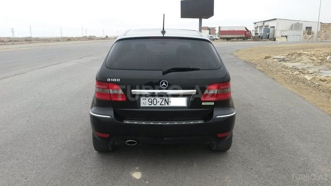 Mercedes B 170 2009, 64,500 km - 1.7 l - Bakı