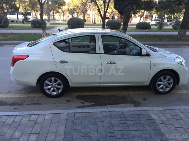 Nissan Sunny 2013, 69,567 km - 1.6 l - Bakı