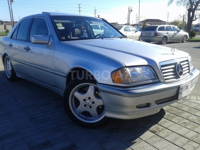 Mercedes C 230 1999, 261,000 km - 2.3 l - Bakı