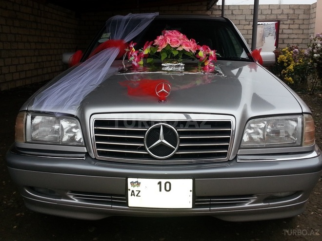 Mercedes C 230 1999, 261,000 km - 2.3 l - Bakı