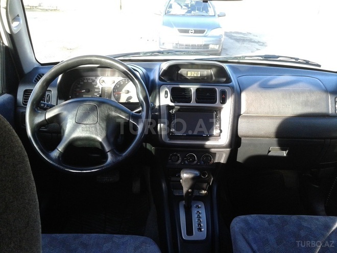Mitsubishi Pajero io 2001, 182,000 km - 2.0 l - Bakı