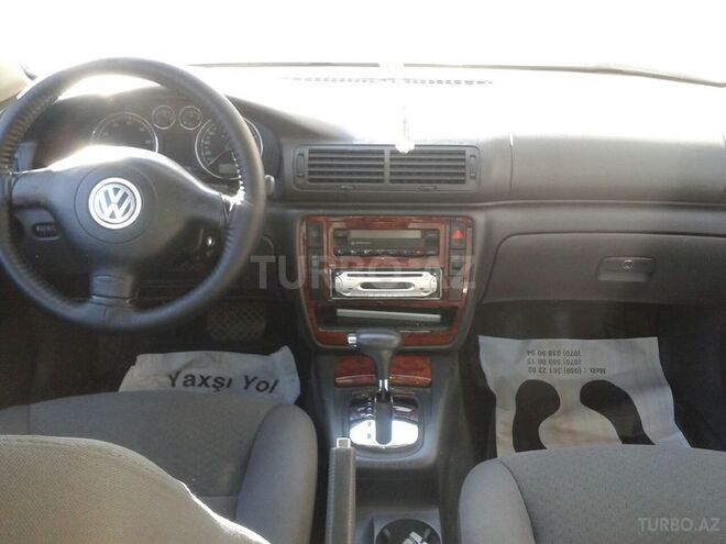 Volkswagen Passat 2004, 170,000 km - 2.0 л - Bakı