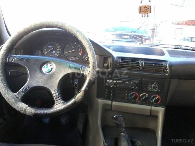 BMW 520 1989, 350,000 km - 2.0 l - Bakı