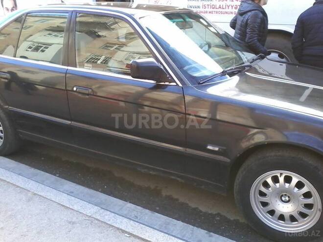 BMW 520 1989, 350,000 km - 2.0 l - Bakı