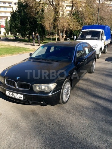 BMW 745 2004, 240,000 km - 4.4 l - Bakı