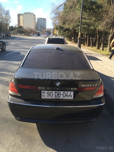 BMW 745 2004, 240,000 km - 4.4 l - Bakı