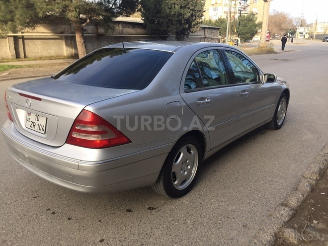 Mercedes C 240 2002, 210,000 km - 2.4 l - Sumqayıt