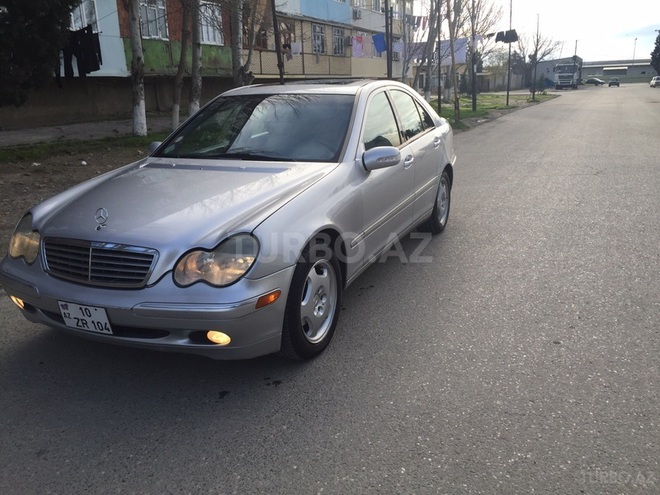 Mercedes C 240 2002, 210,000 km - 2.4 l - Sumqayıt